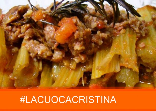 Cardi in umido con salsiccia