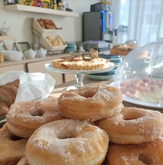 Donuts Donuts